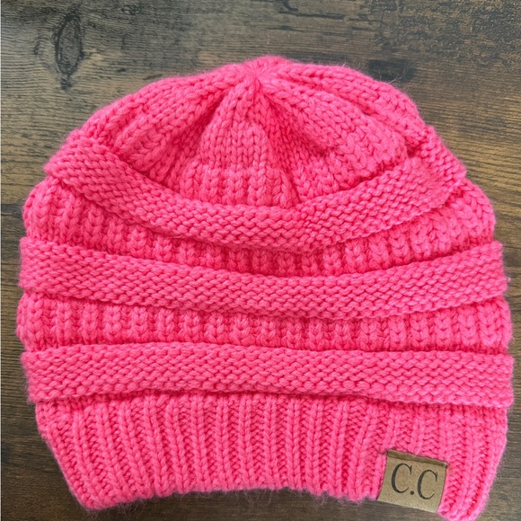 C.C Pink Knit Beanie - Picture 1 of 2